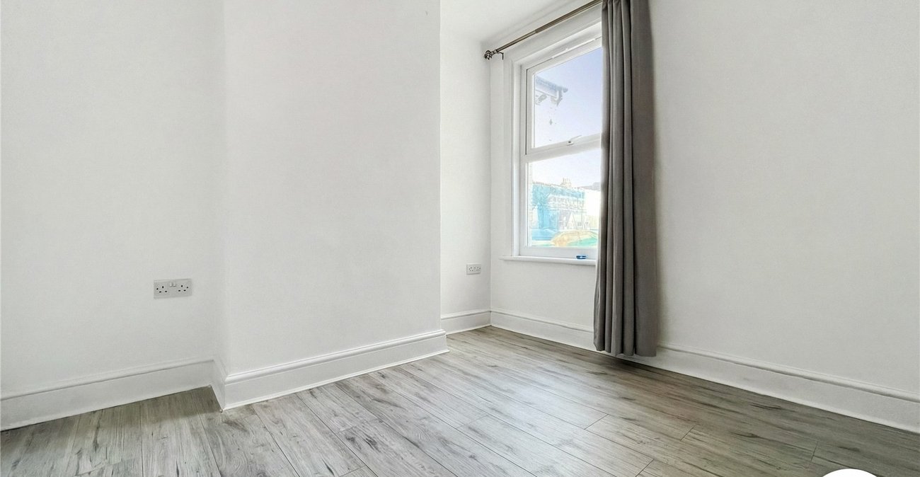 3 bedroom house to rent in Chatham | Robinson Michael & Jackson