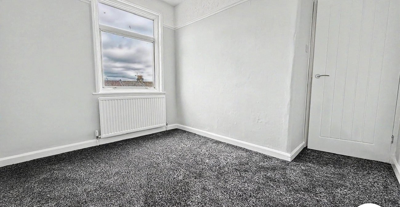 2 bedroom house to rent in Chatham | Robinson Michael & Jackson