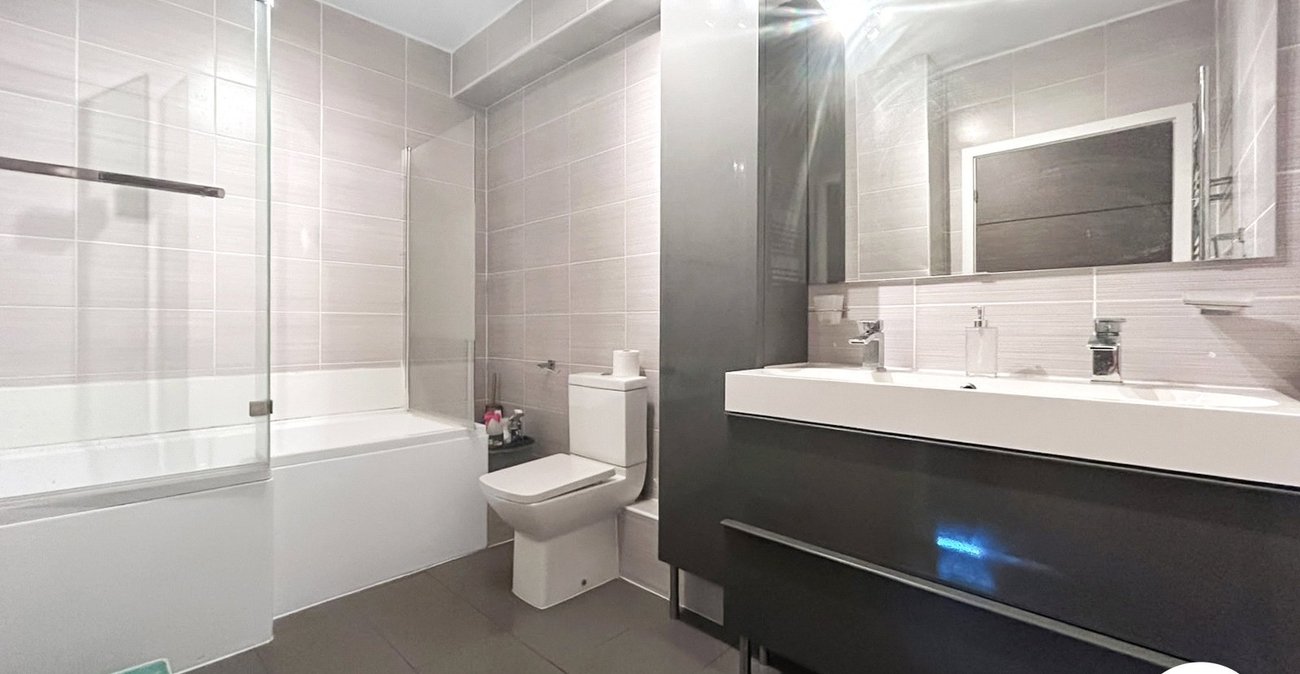 2 bedroom property to rent in Maidstone | Robinson Michael & Jackson