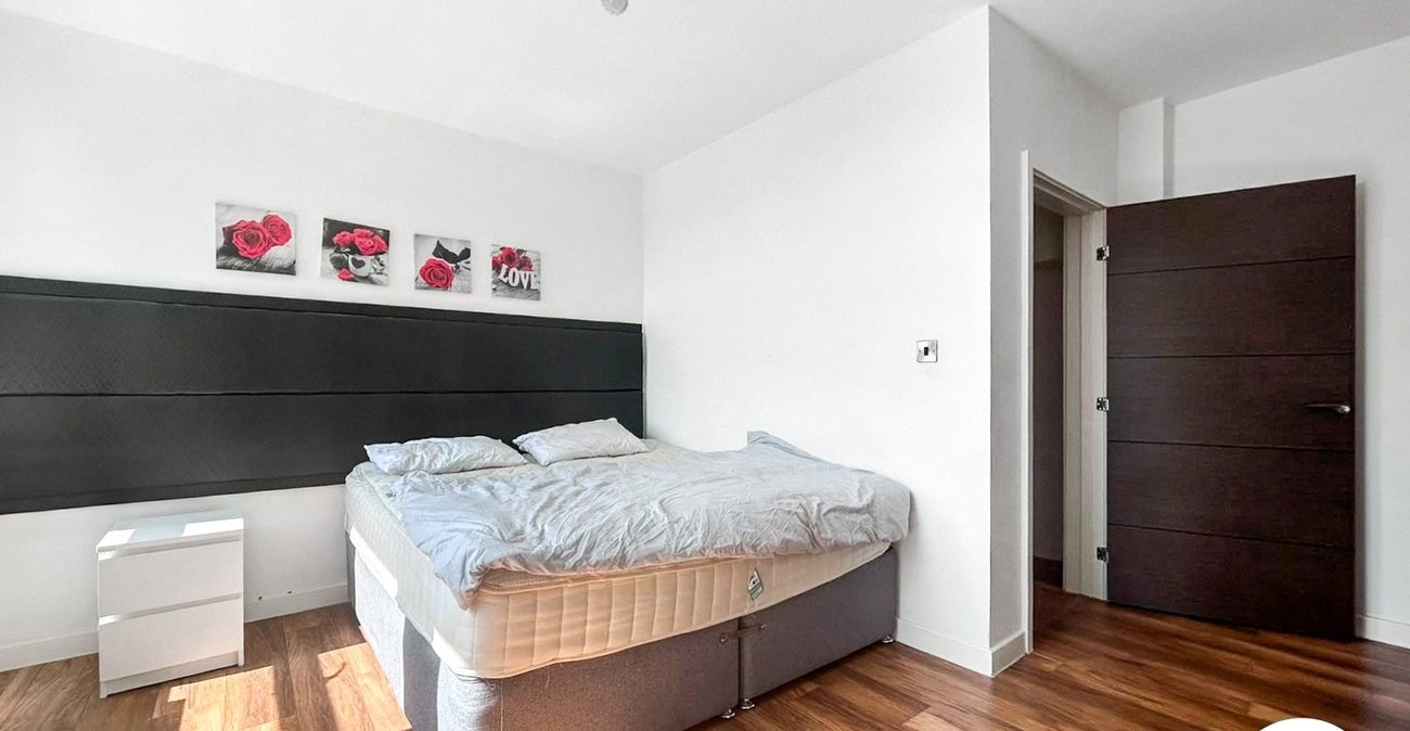 2 bedroom property to rent in Maidstone | Robinson Michael & Jackson