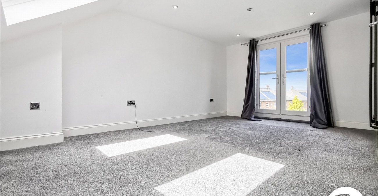 4 bedroom house to rent in Erith | Robinson Jackson