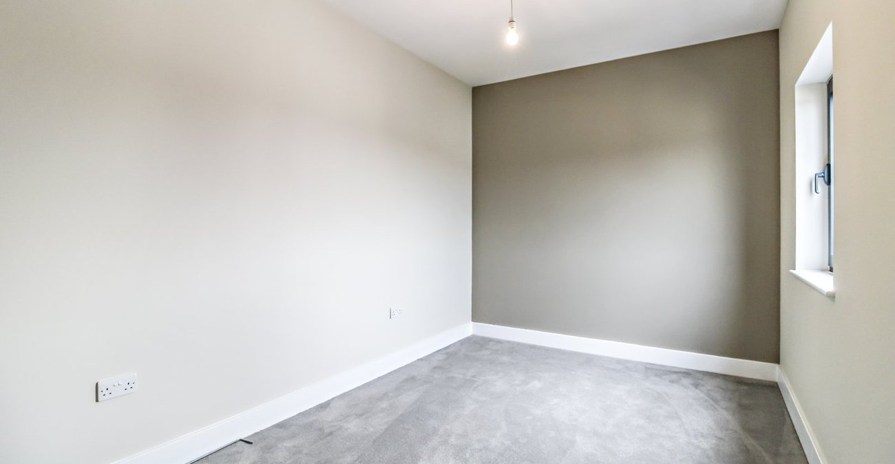 2 bedroom property to rent in Gravesend | Robinson Michael & Jackson