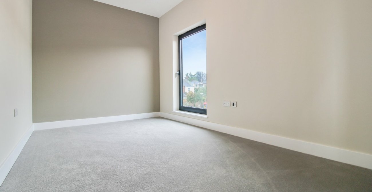 2 bedroom property to rent in Gravesend | Robinson Michael & Jackson