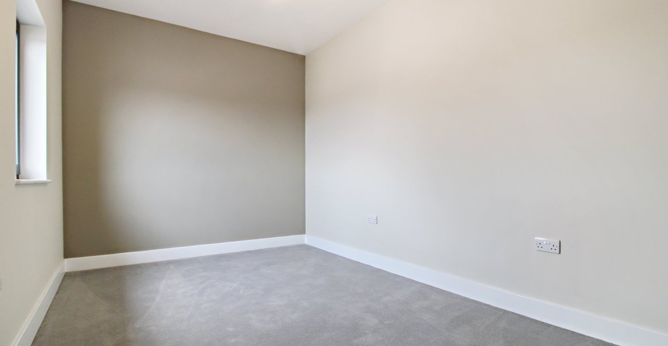 2 bedroom property to rent in Gravesend | Robinson Michael & Jackson