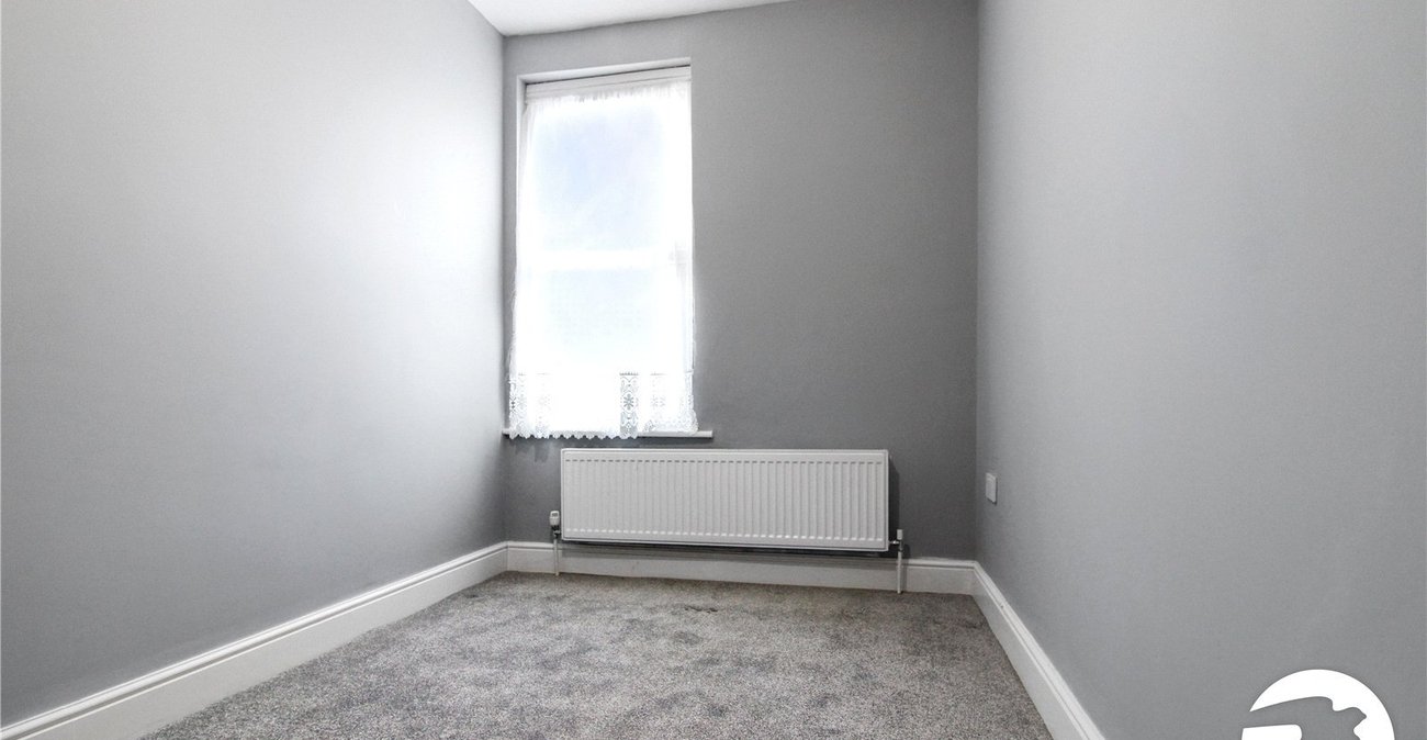 3 bedroom house to rent in Gravesend | Robinson Michael & Jackson
