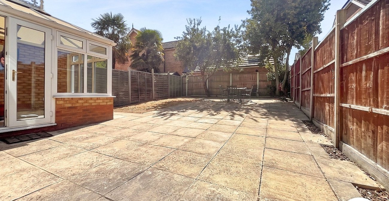 3 bedroom house to rent in Crayford | Robinson Jackson