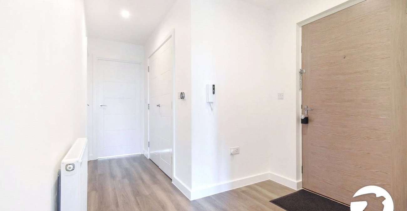 2 bedroom property to rent in Northfleet | Robinson Michael & Jackson