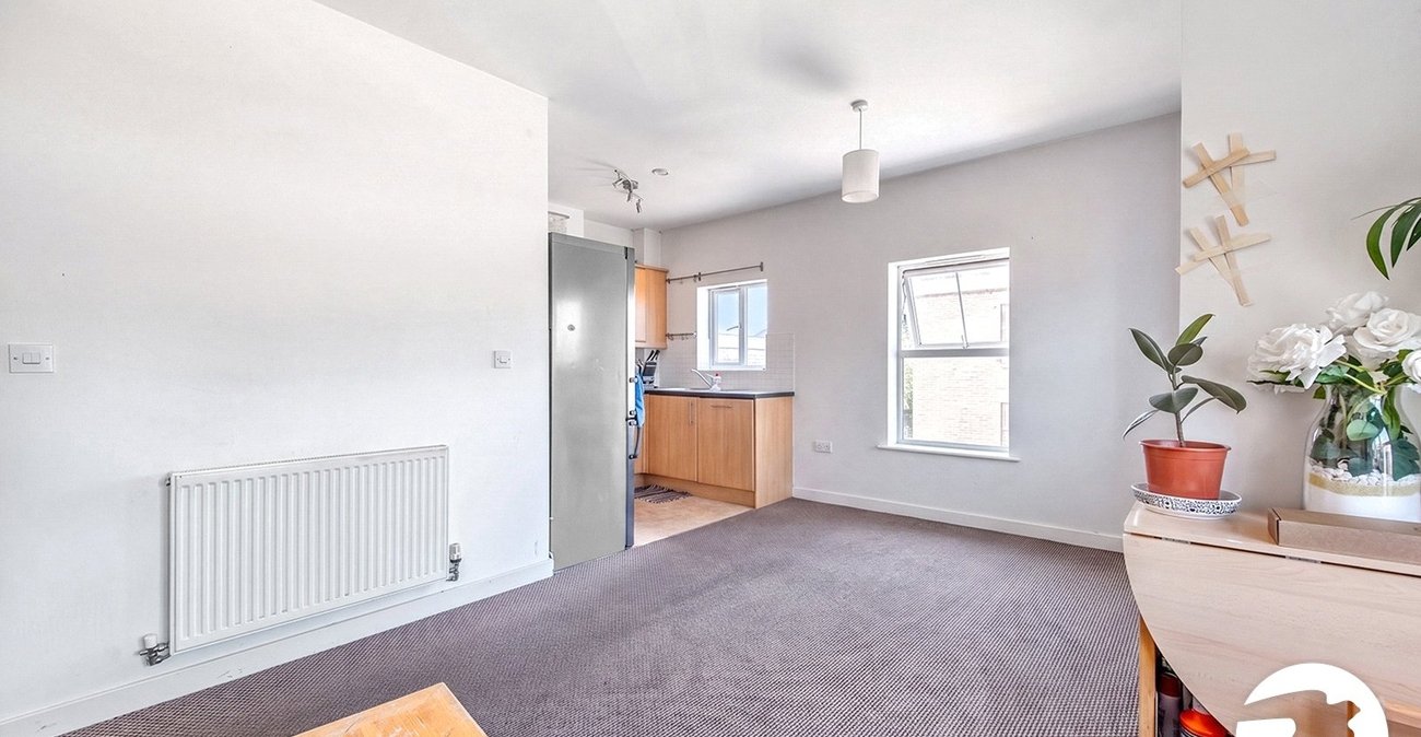 2 bedroom property to rent in Maidstone | Robinson Michael & Jackson