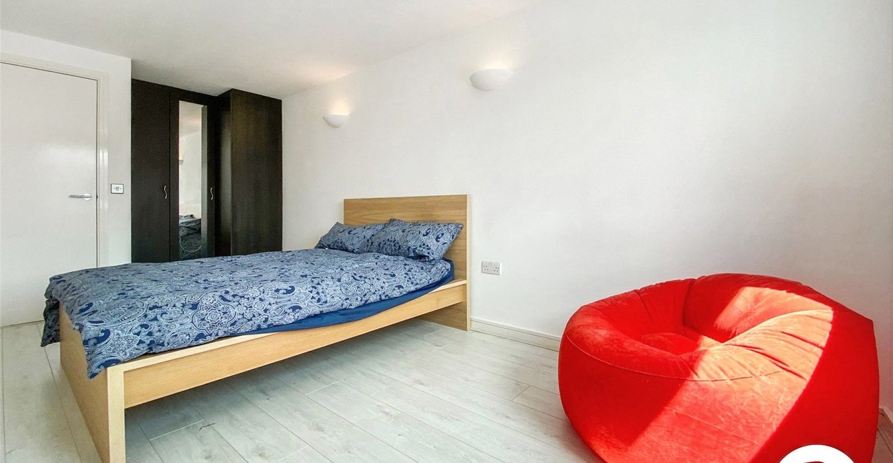 1 bedroom property to rent in Royal Arsenal | 