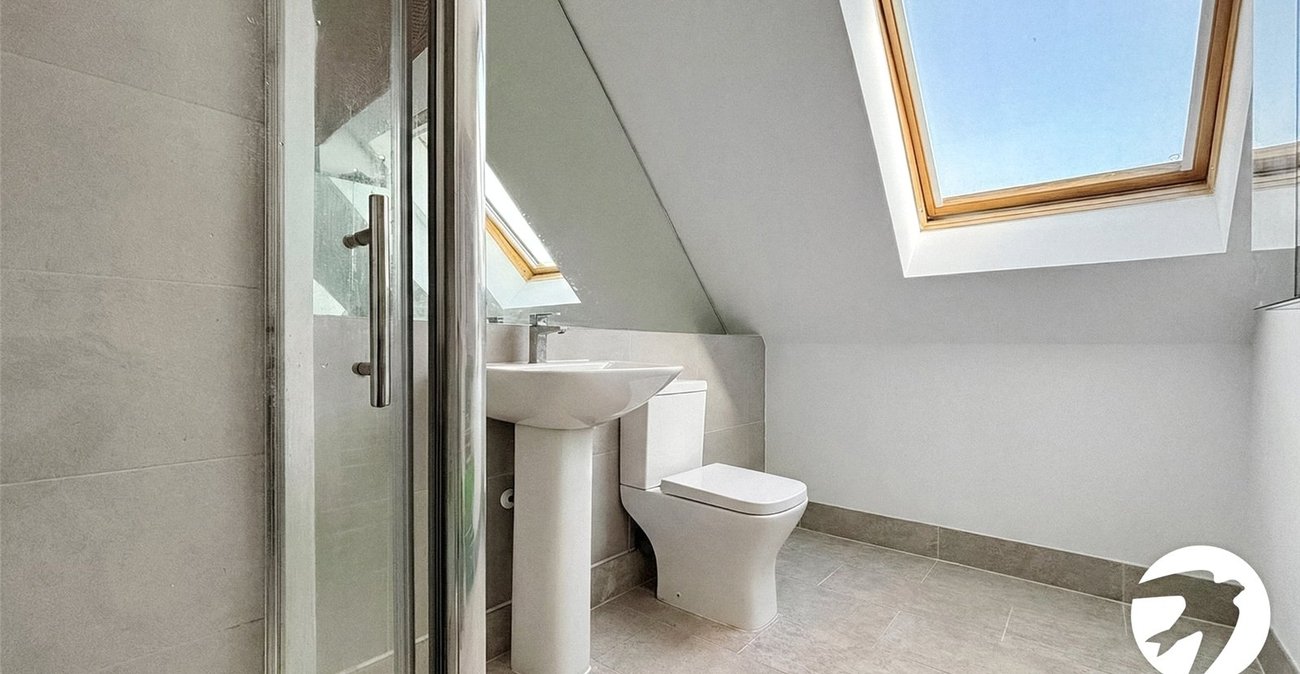 4 bedroom house to rent in Orpington | Robinson Jackson