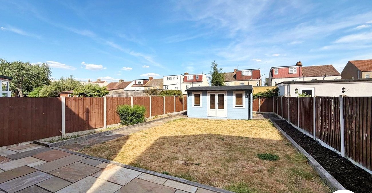 3 bedroom house to rent in Welling | 