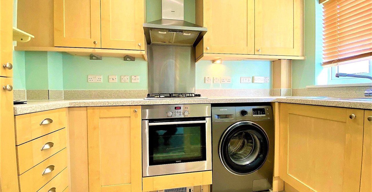 2 bedroom house to rent in Dartford | Robinson Jackson