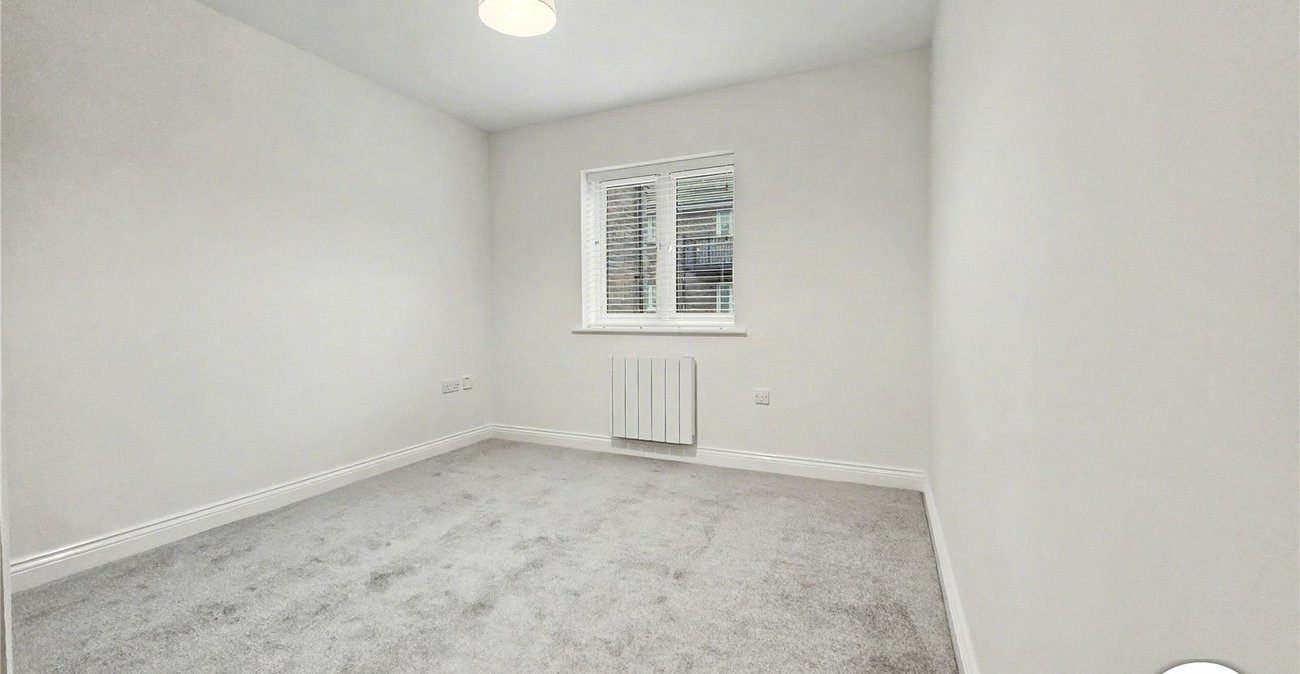 2 bedroom property to rent in Dartford | Robinson Jackson