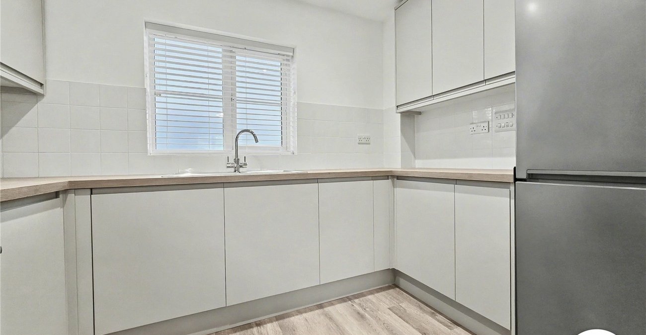 2 bedroom property to rent in Dartford | Robinson Jackson