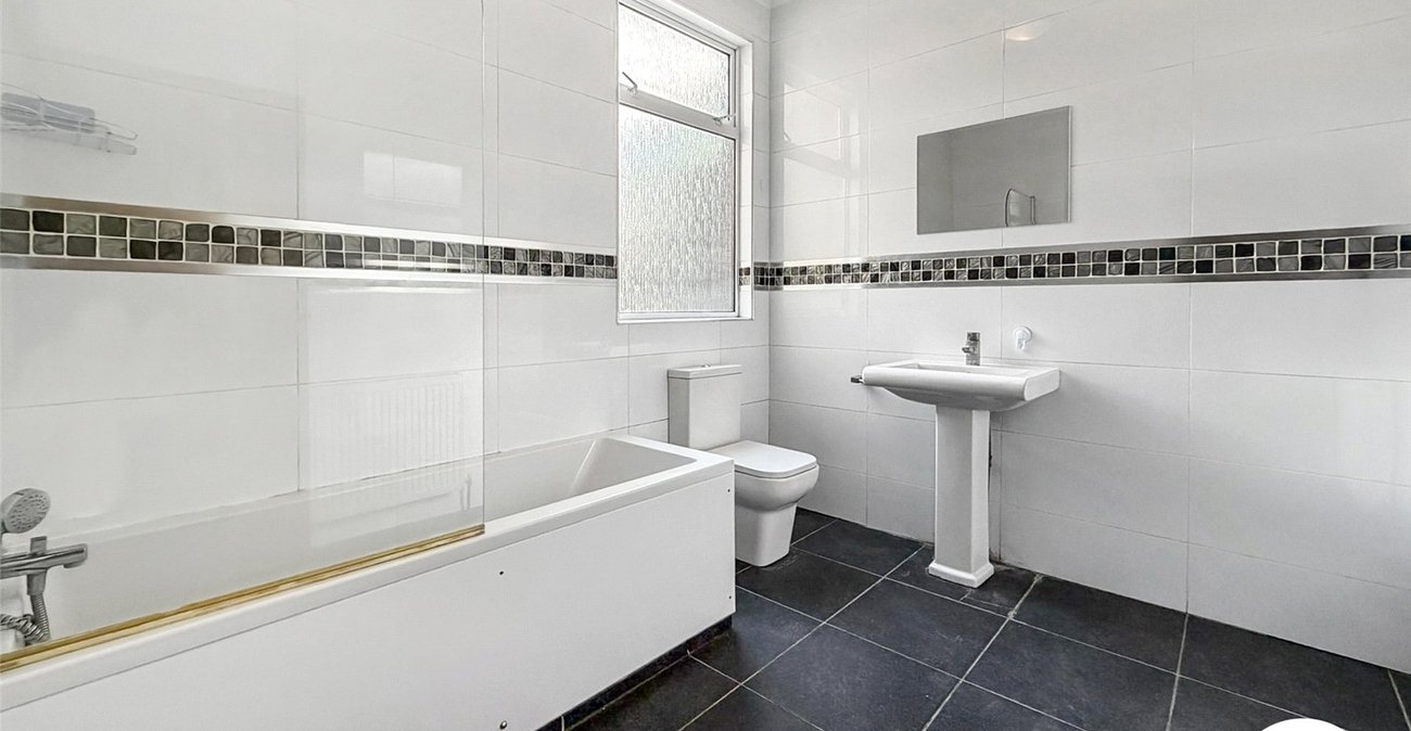 3 bedroom house to rent in London | 