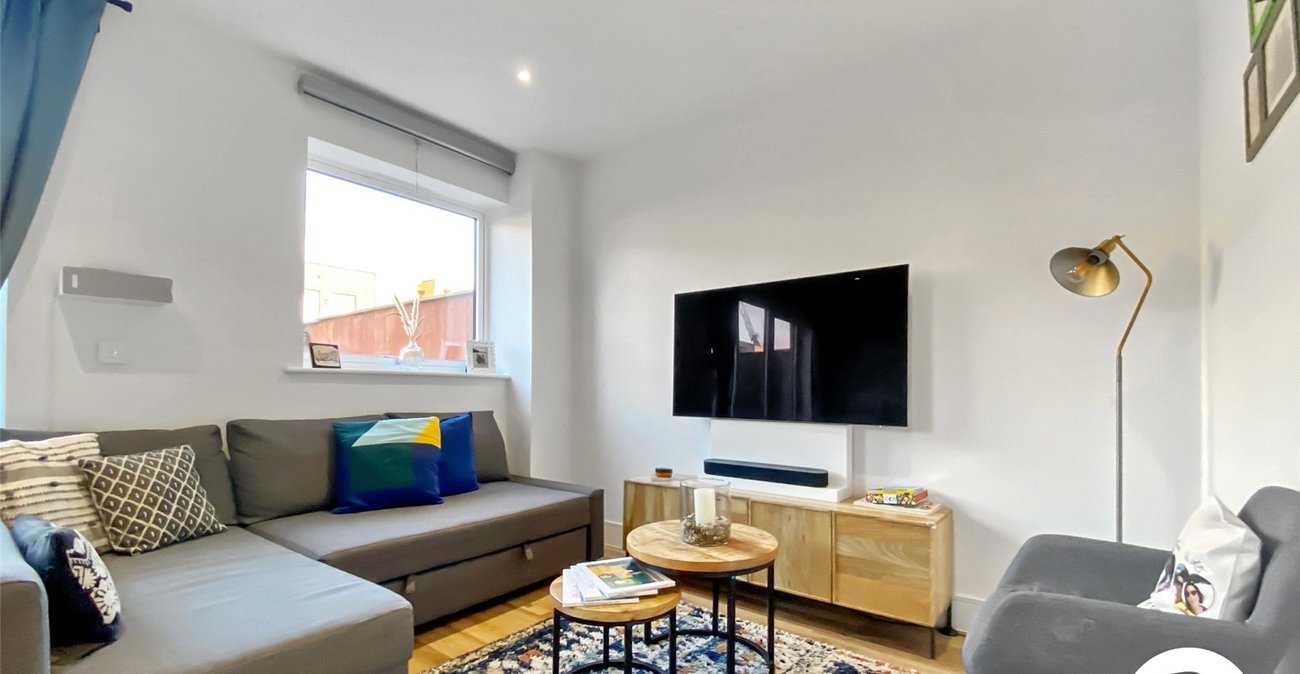 4 bedroom house to rent in Erith | Robinson Jackson