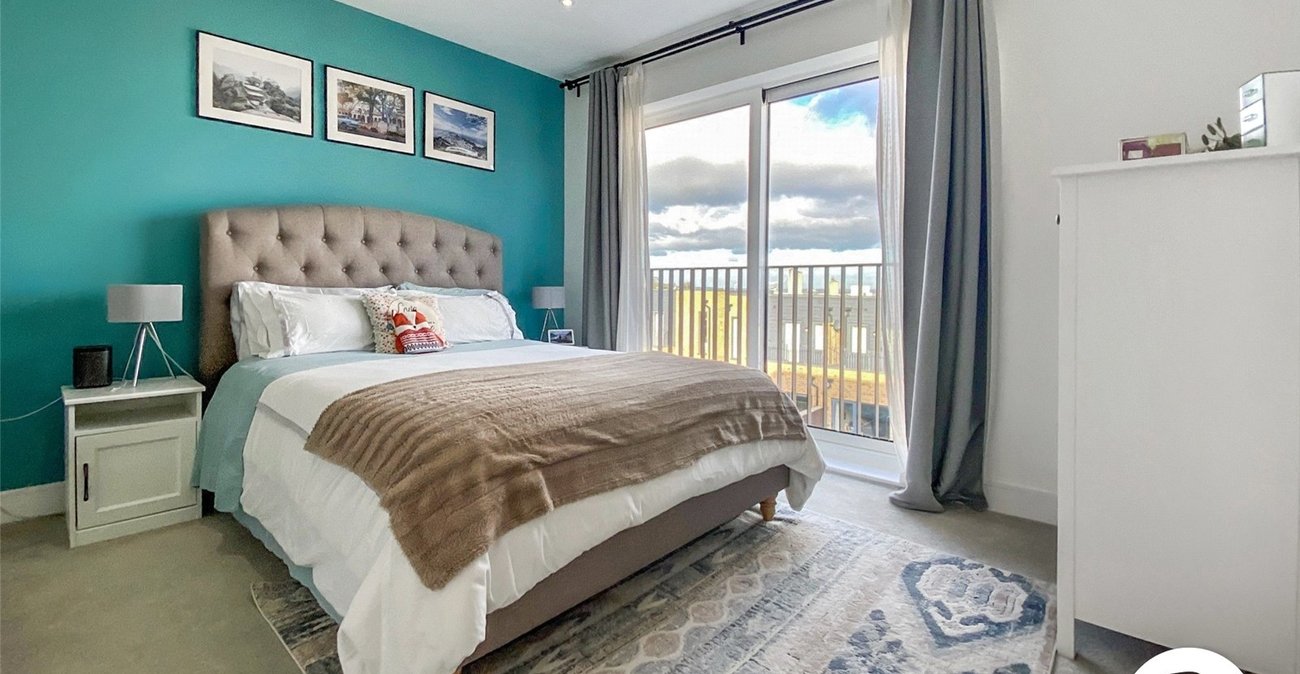 4 bedroom house to rent in Erith | Robinson Jackson