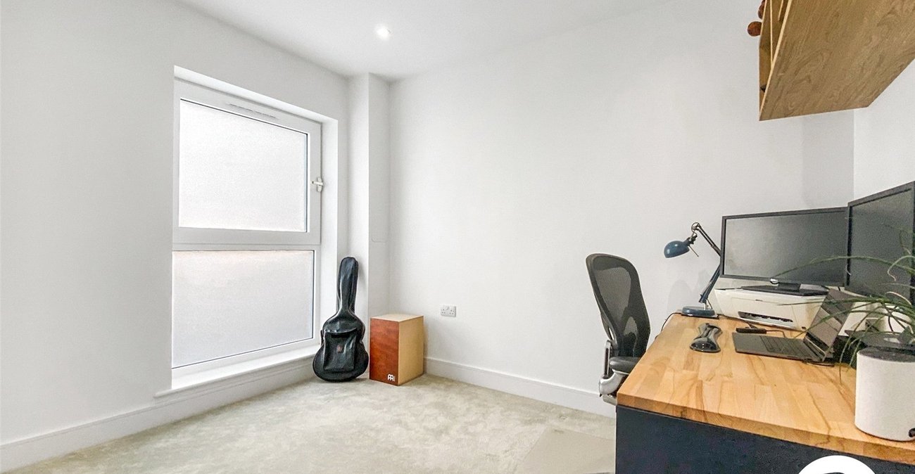 4 bedroom house to rent in Erith | Robinson Jackson