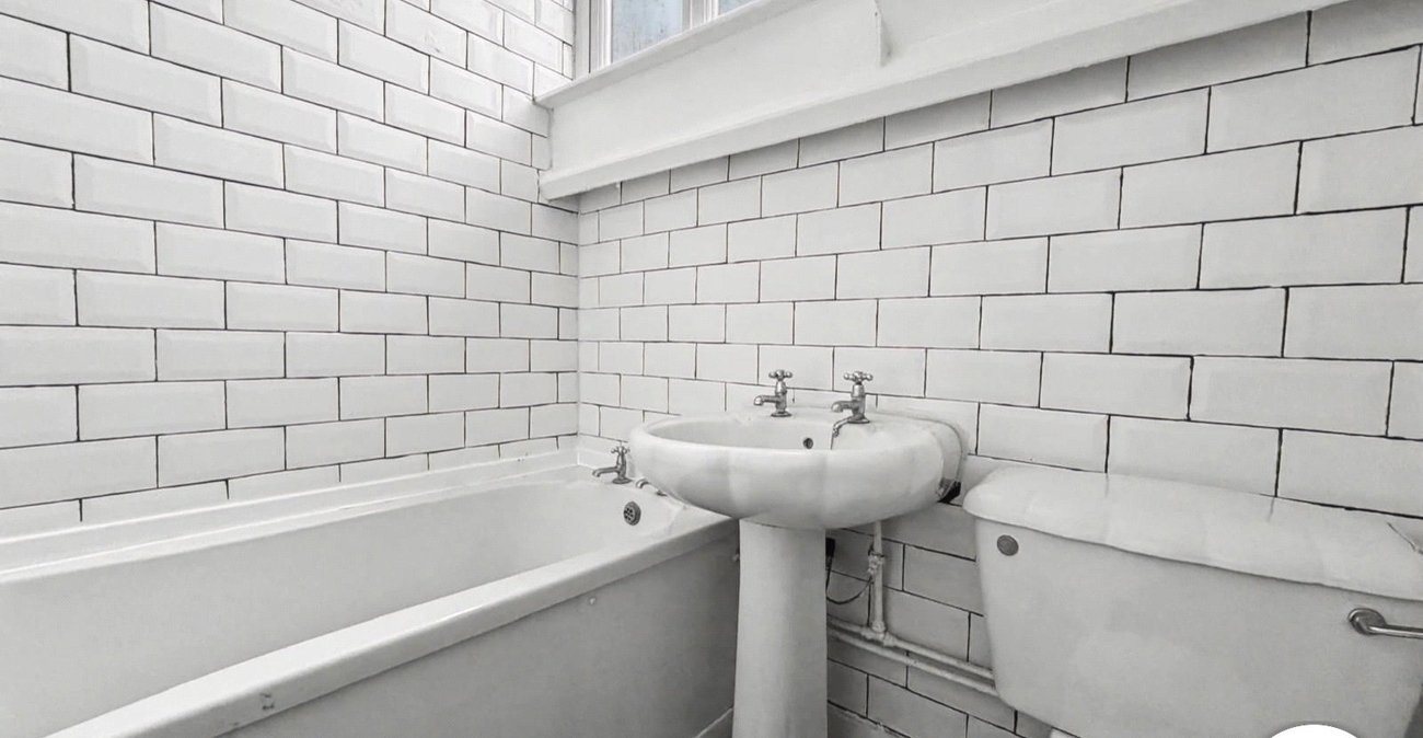 2 bedroom property to rent in Gillingham | Robinson Michael & Jackson