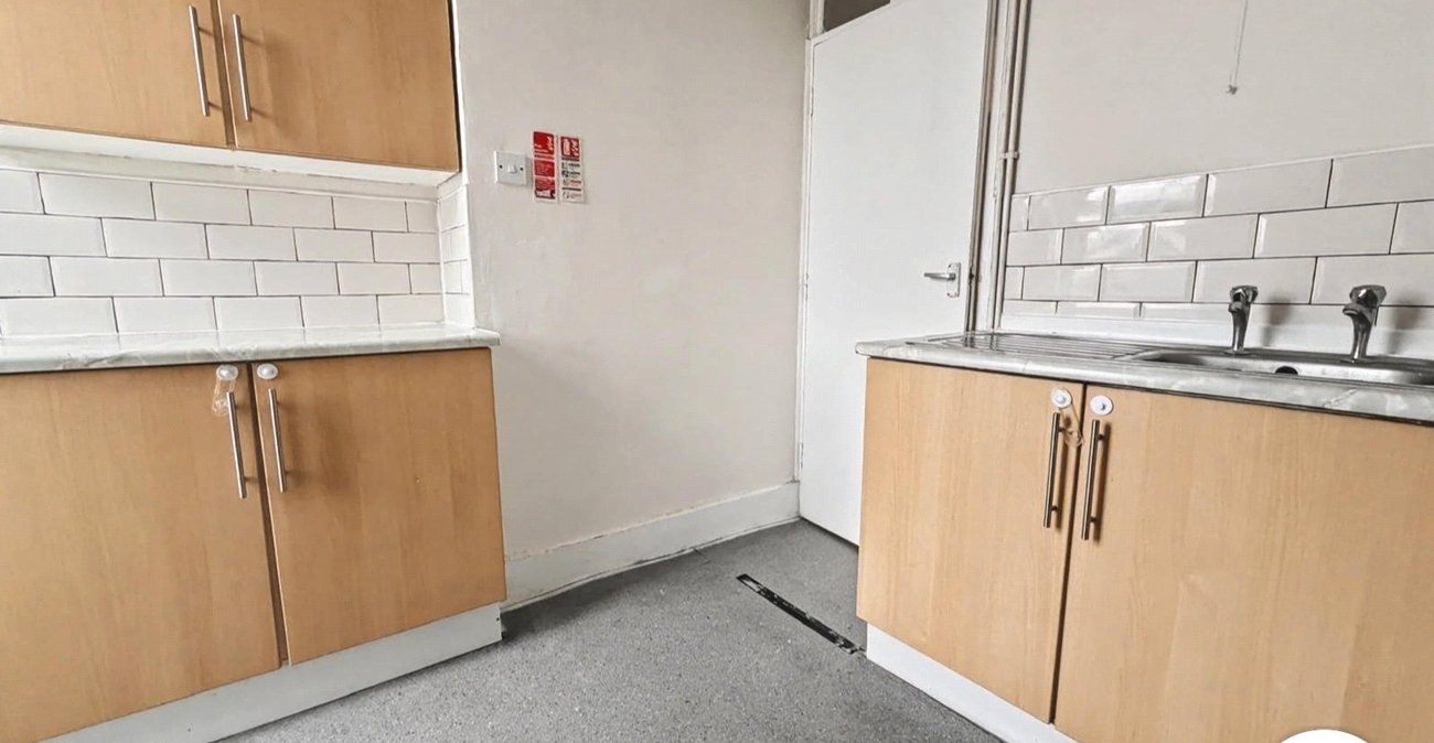 2 bedroom property to rent in Gillingham | Robinson Michael & Jackson