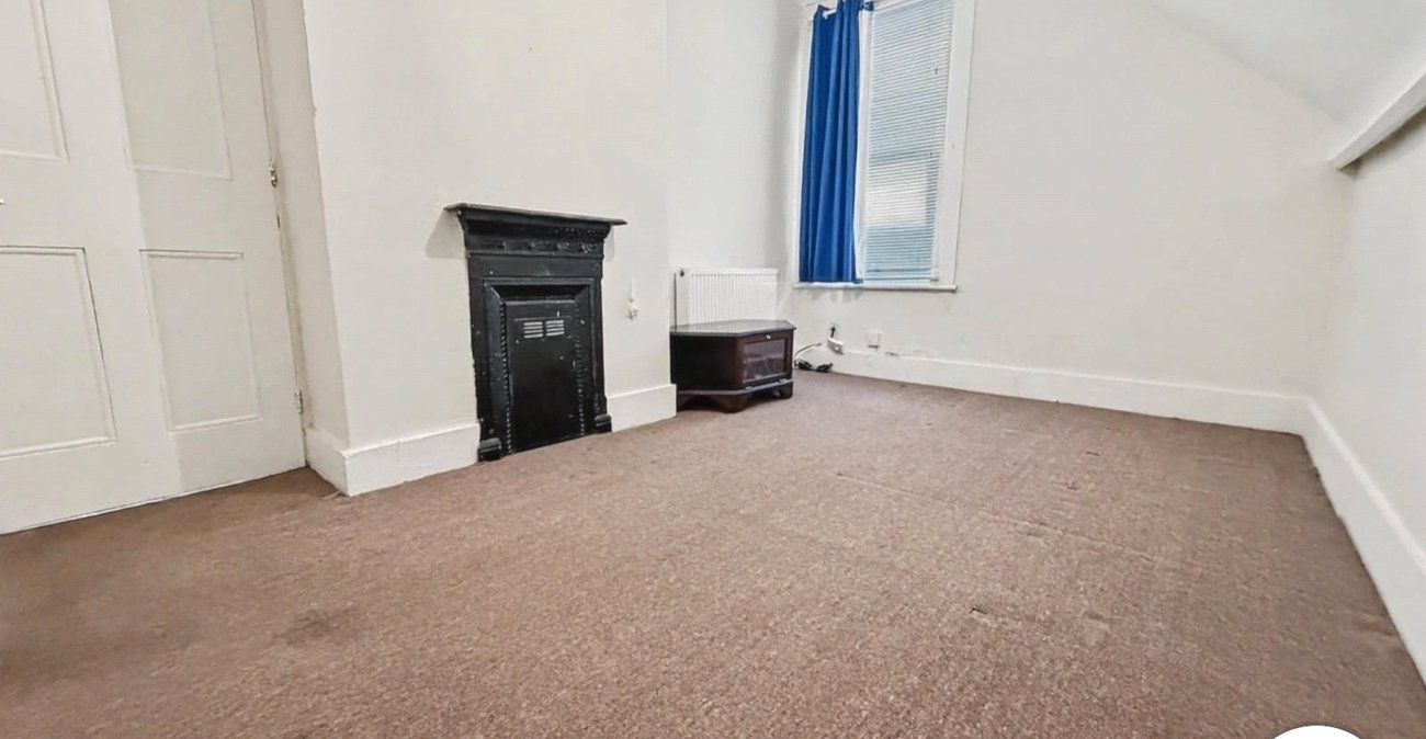 2 bedroom property to rent in Gillingham | Robinson Michael & Jackson