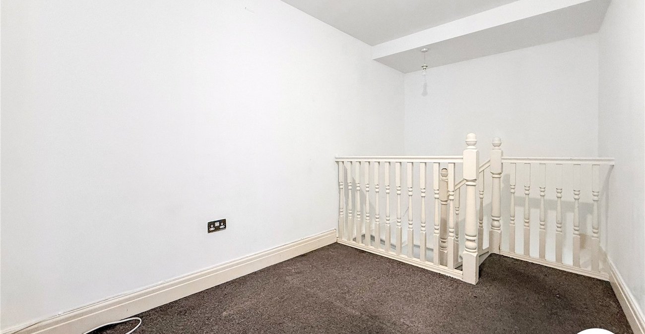 3 bedroom property to rent in Gillingham | Robinson Michael & Jackson