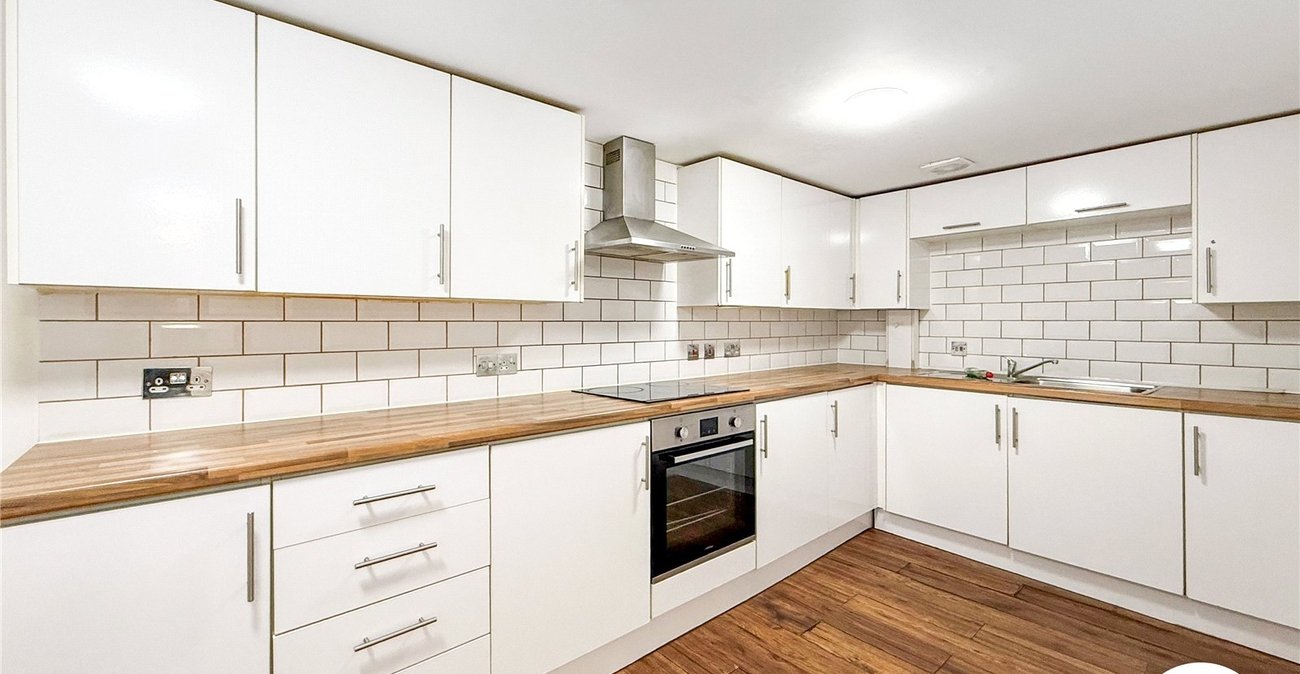 3 bedroom property to rent in Gillingham | Robinson Michael & Jackson