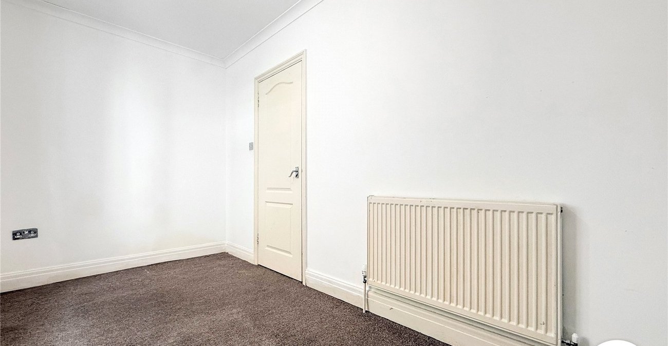 3 bedroom property to rent in Gillingham | Robinson Michael & Jackson