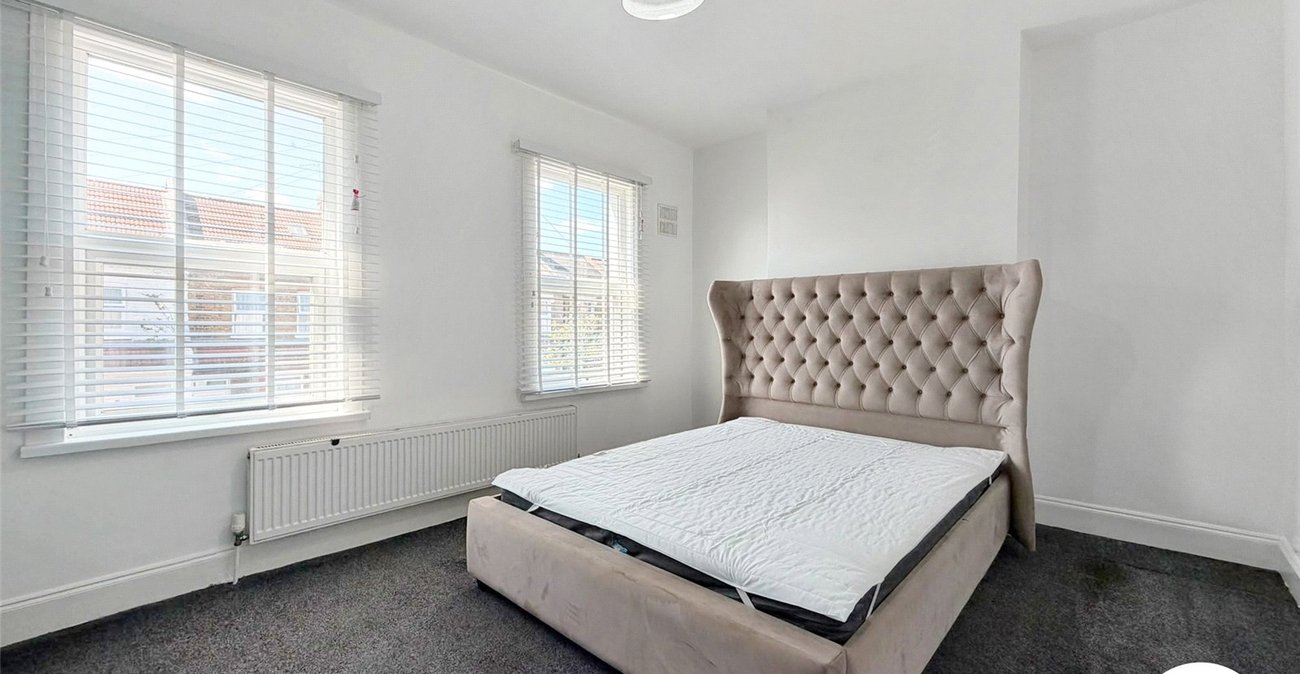 3 bedroom house to rent in London | 