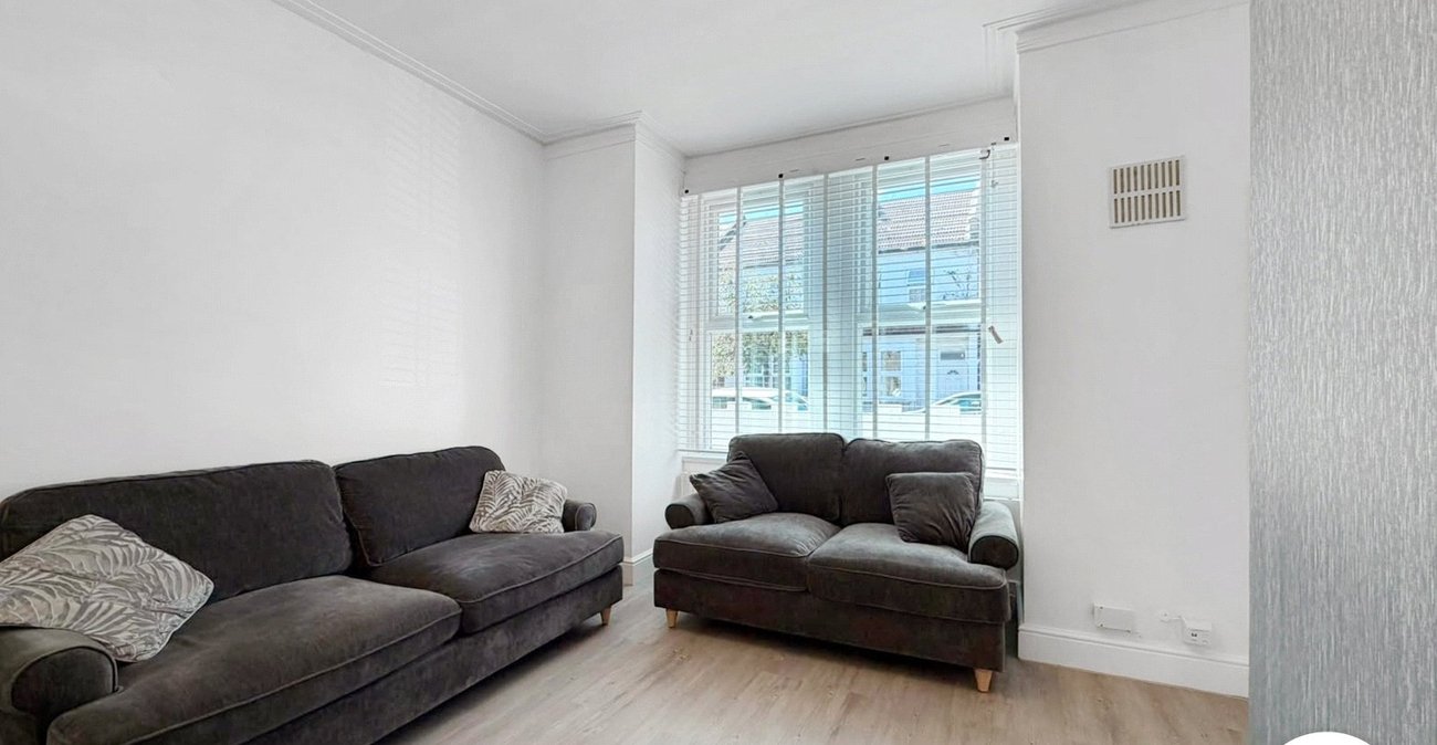 3 bedroom house to rent in London | 