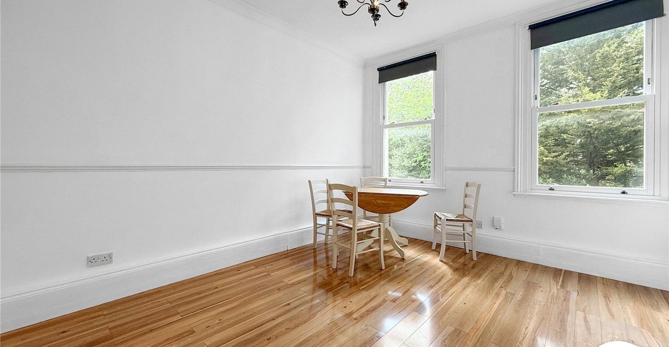 2 bedroom property to rent in Catford | Robinson Jackson