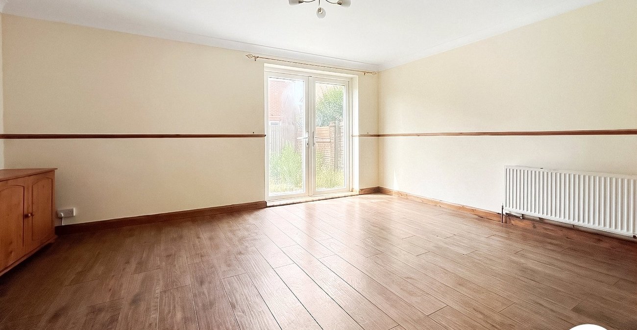 4 bedroom house to rent in Erith | Robinson Jackson