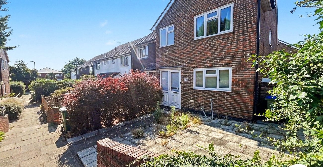 4 bedroom house to rent in Erith | Robinson Jackson