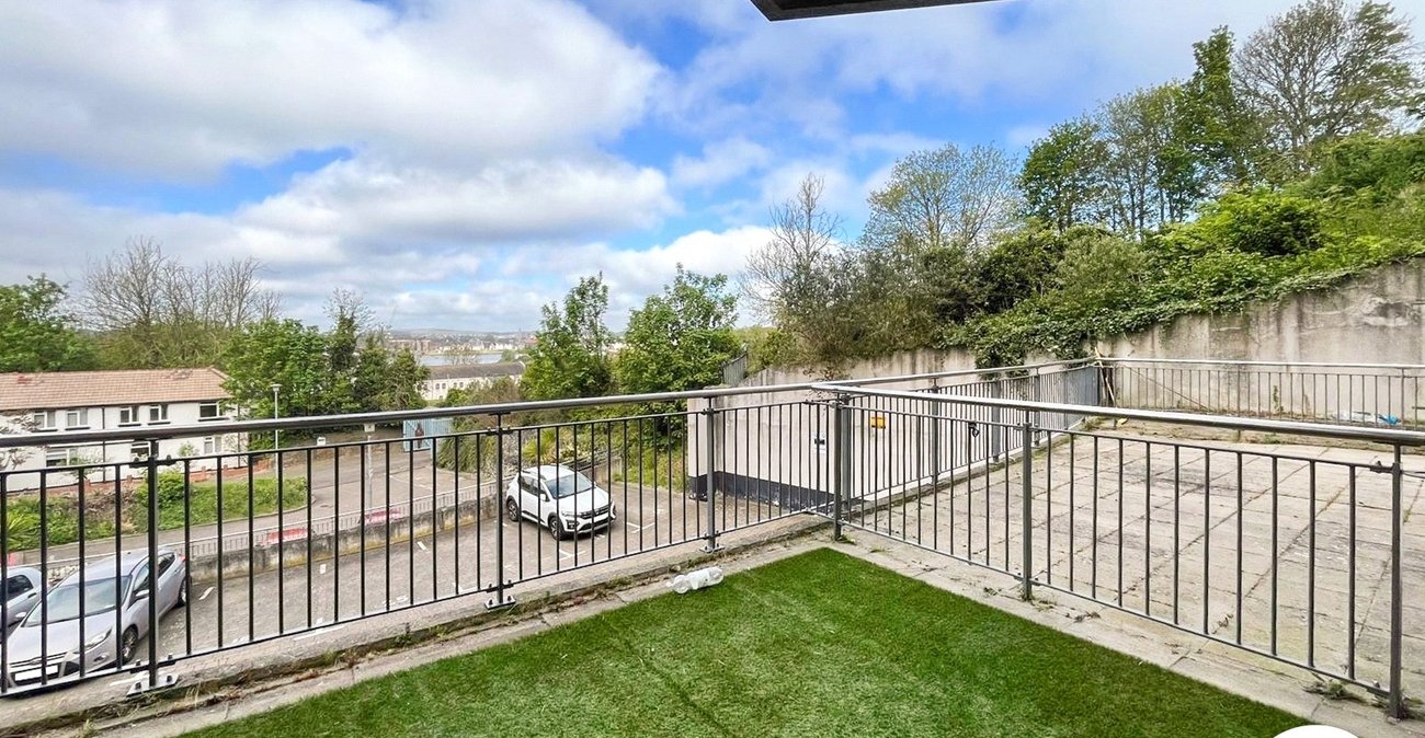 2 bedroom property to rent in Chatham | Robinson Michael & Jackson