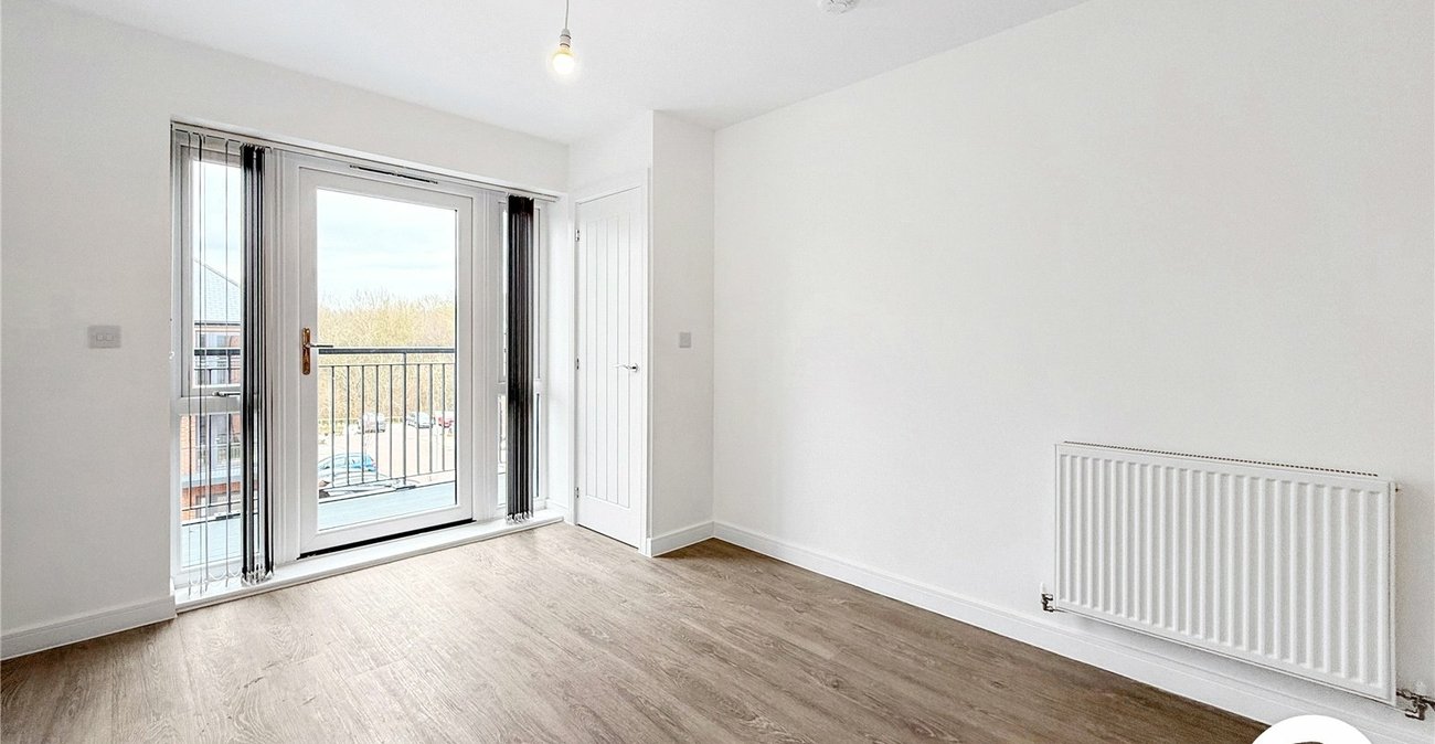 2 bedroom property to rent in Kings Hill | Robinson Michael & Jackson