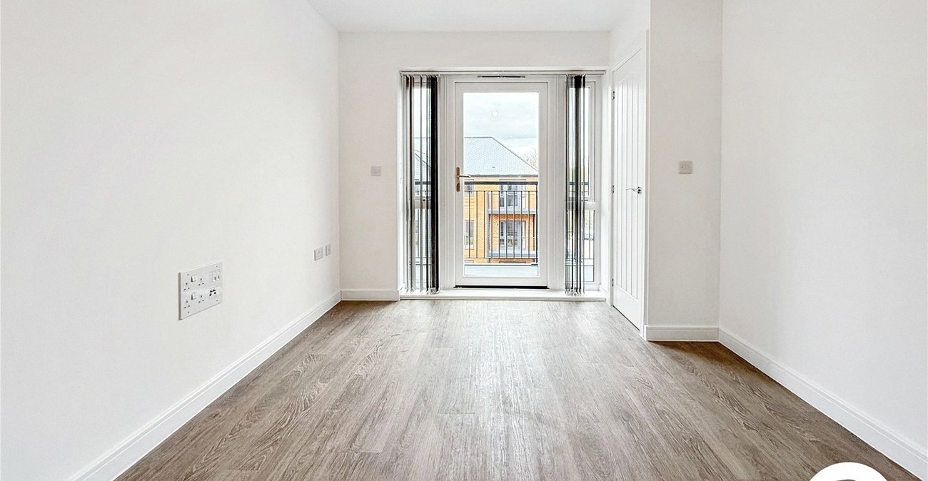 2 bedroom property to rent in Kings Hill | Robinson Michael & Jackson