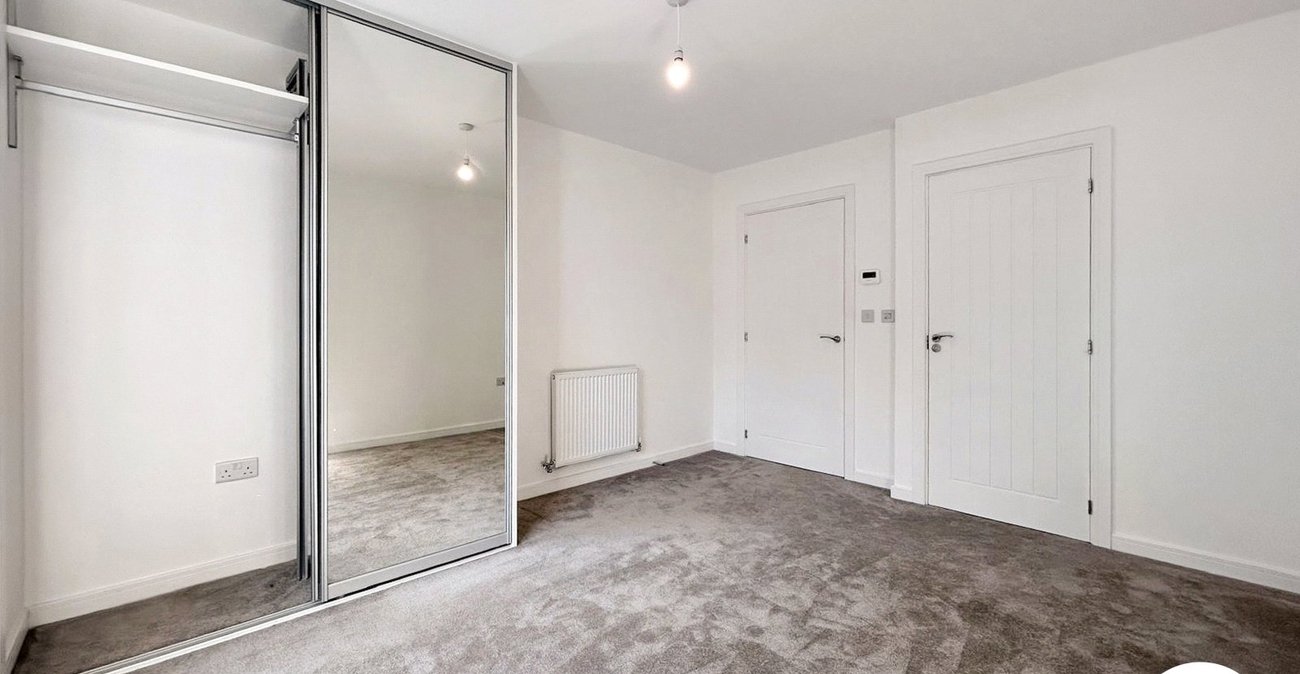 2 bedroom property to rent in Kings Hill | Robinson Michael & Jackson