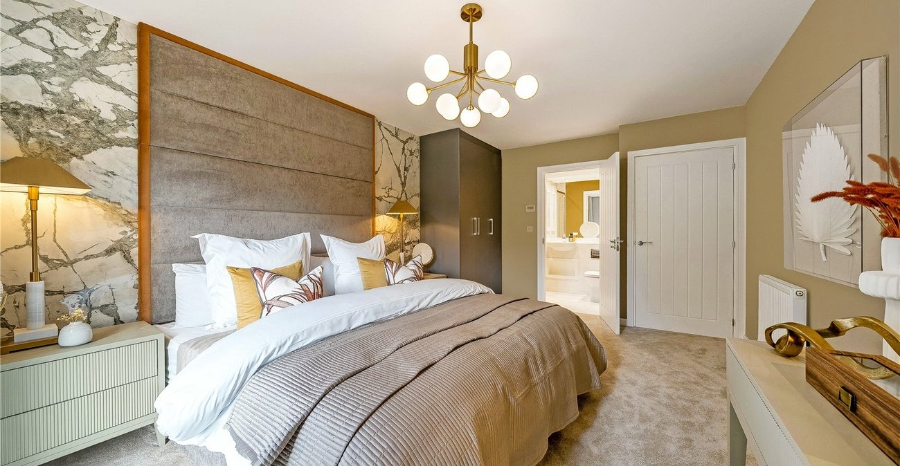 2 bedroom property to rent in Kings Hill | Robinson Michael & Jackson