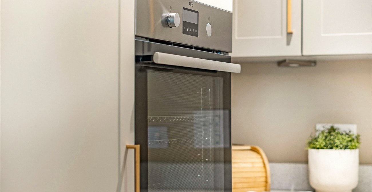 2 bedroom property to rent in Kings Hill | Robinson Michael & Jackson