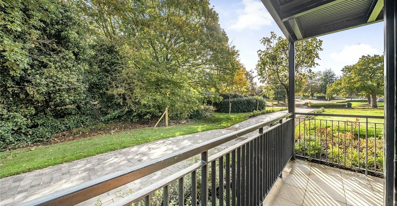 2 bedroom property to rent in Kings Hill | Robinson Michael & Jackson