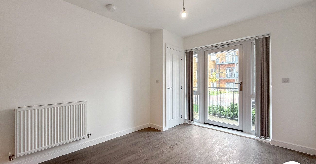 2 bedroom property to rent in Kings Hill | Robinson Michael & Jackson