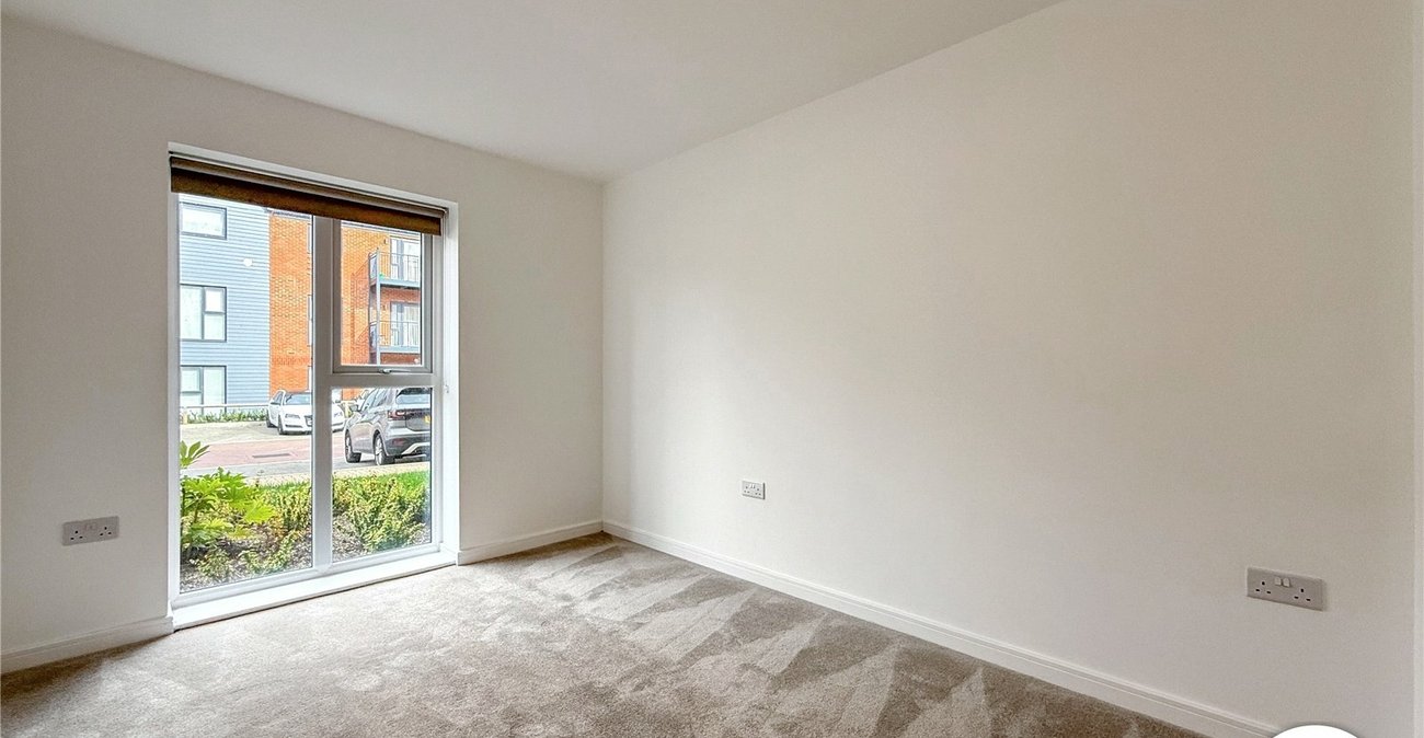 2 bedroom property to rent in Kings Hill | Robinson Michael & Jackson