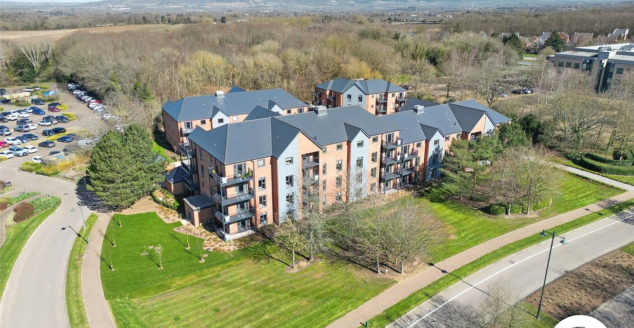 2 bedroom property to rent in Kings Hill | Robinson Michael & Jackson
