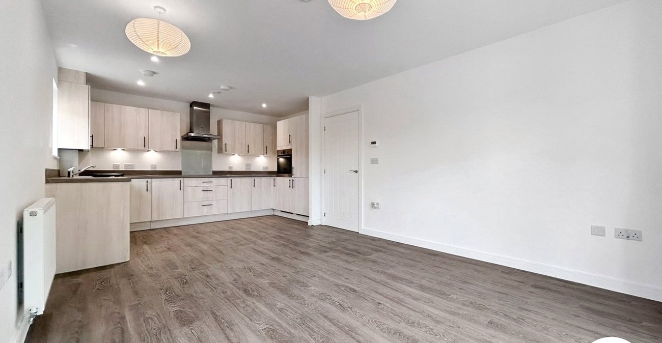 2 bedroom property to rent in Kings Hill | Robinson Michael & Jackson