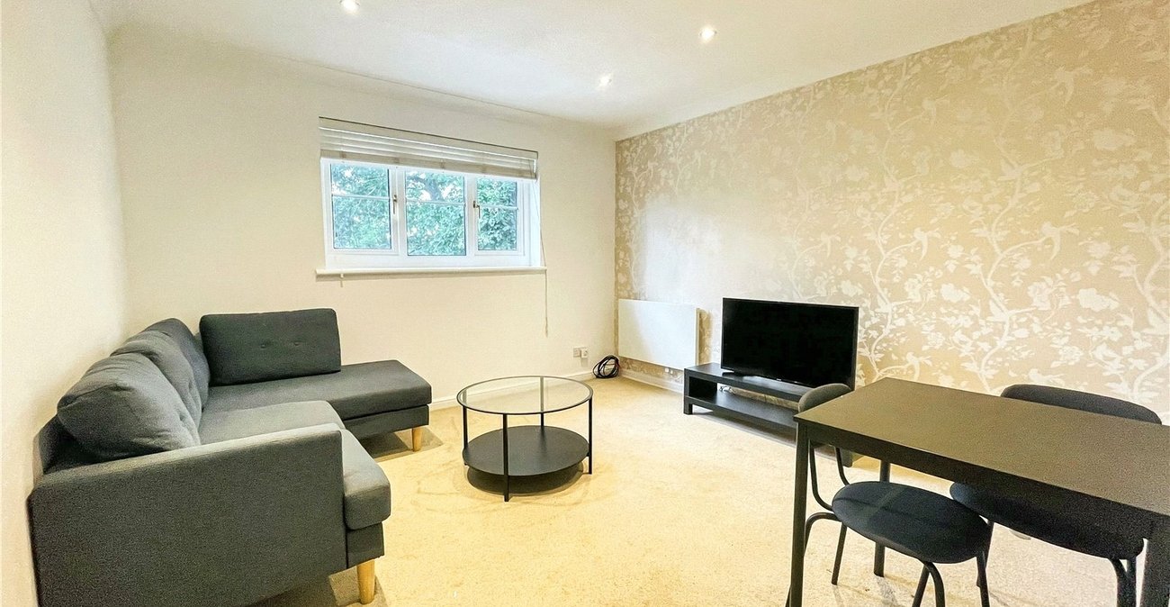 1 bedroom property to rent in Sidcup | Robinson Jackson