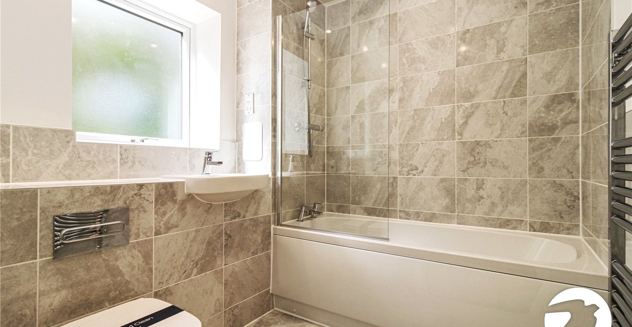 1 bedroom property to rent in Swanscombe | Robinson Michael & Jackson