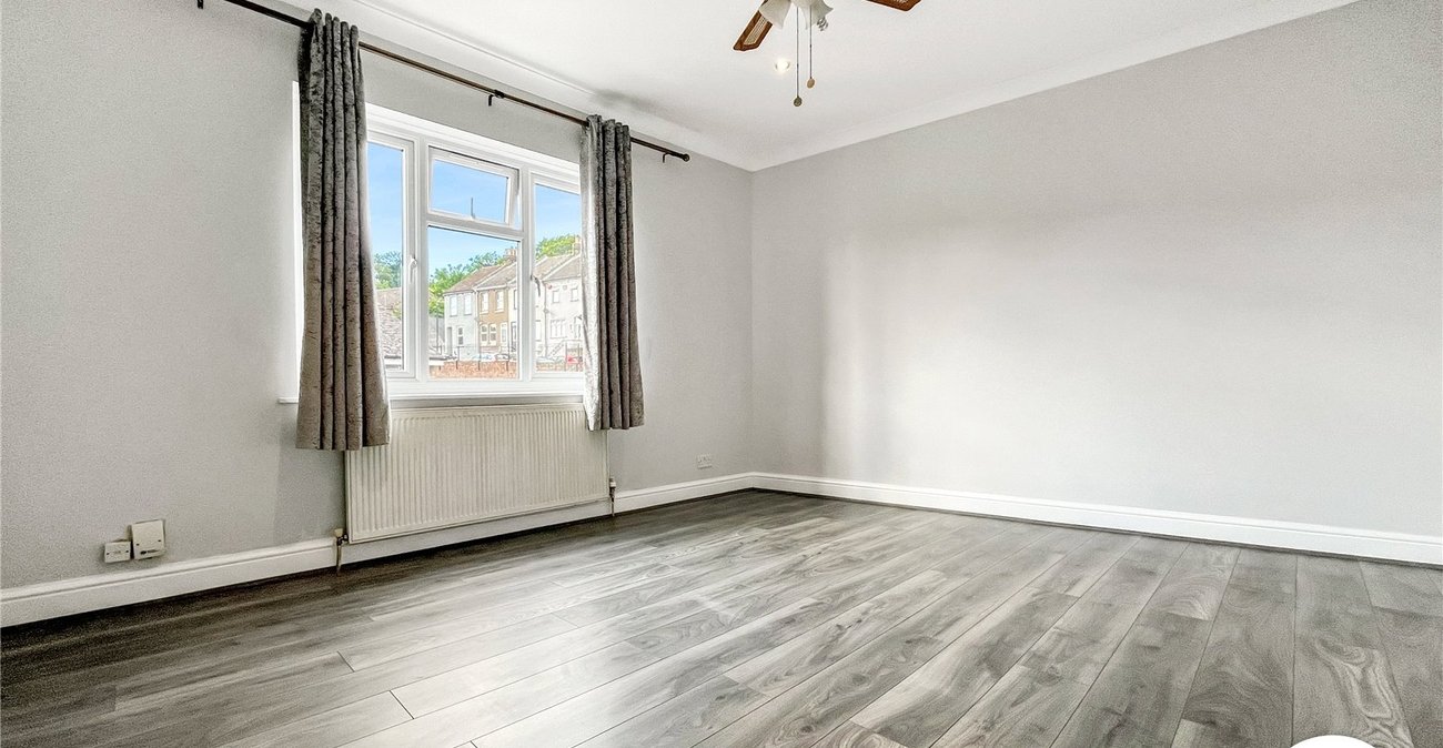 3 bedroom house to rent in Chatham | Robinson Michael & Jackson