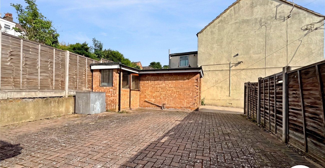 3 bedroom house to rent in Chatham | Robinson Michael & Jackson