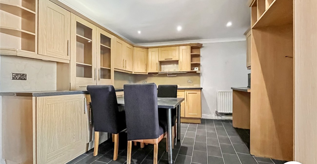 3 bedroom house to rent in Chatham | Robinson Michael & Jackson