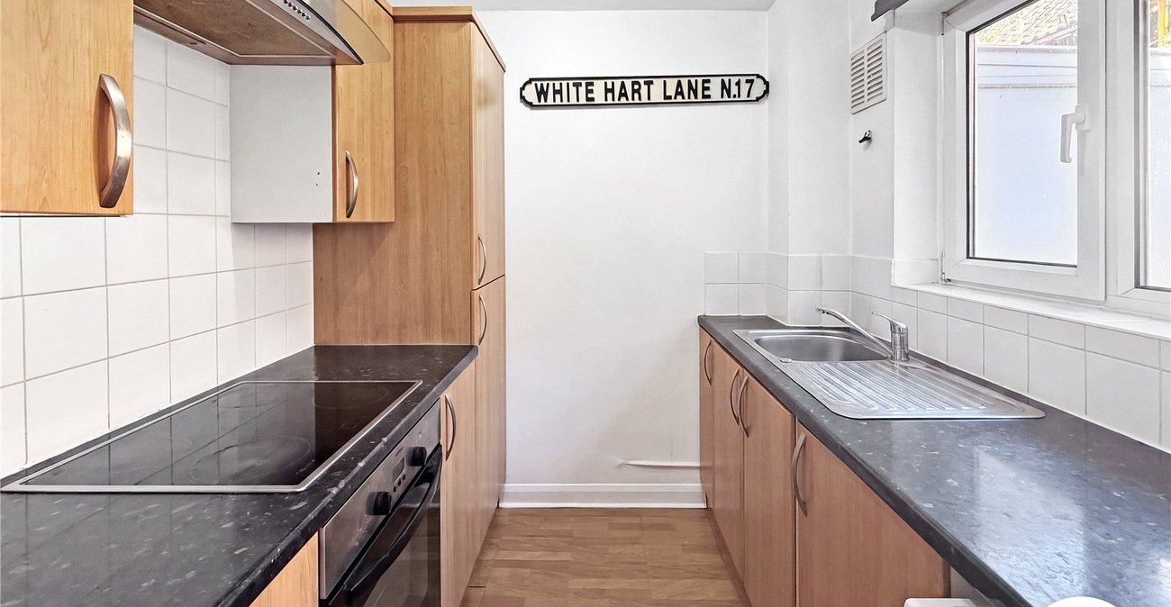 2 bedroom house to rent in Chatham | Robinson Michael & Jackson